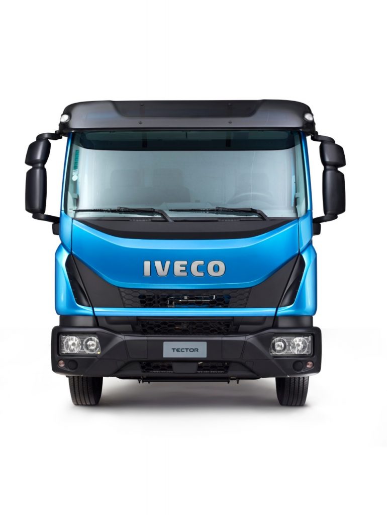 Novo Iveco Tector Leve M Dio E Semipesado Lan Ado Transporte Mundial