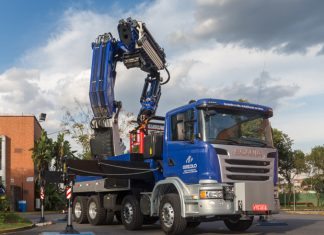 Scania e Cunzolo lançam caminhão-guindaste de 40 t