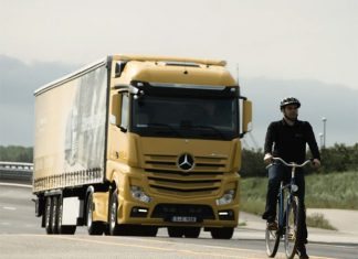 Mercedes antecipa as tecnologias do IAA 2016
