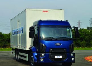 Ford apresenta dez novidades na linha Cargo 2017
