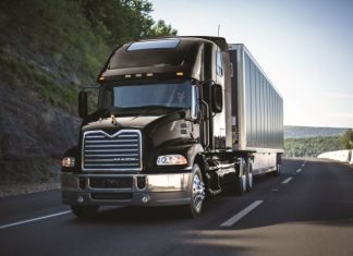 Mack Pinnacle recebe suspensor de eixo automático