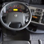 volvo-vm-330-interna_620x467