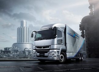 FUSO SuperGreat: pesado nipônico
