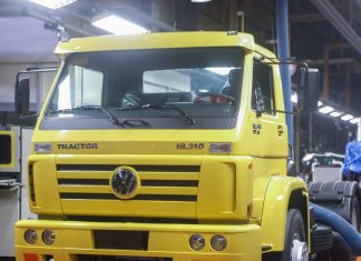 MAN encerra produção do VW 18.310 Titan Tractor