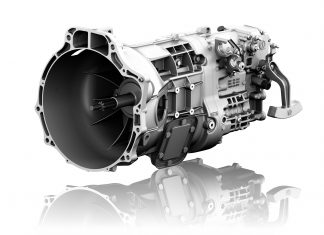 ZF lança caixa 6S-480 para comerciais leves