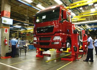 Mercado de caminhões cresce 13,42% em julho de 2017
