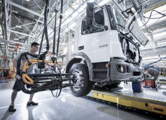 Confira quantos caminhões cada marca vendeu em novembro e no acumulado