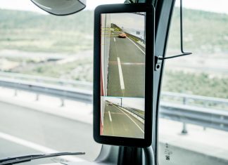 Retrovisor com câmera reduz consumo em até 2%