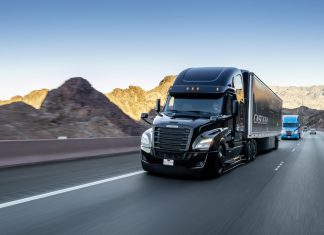 Daimler Trucks anuncia R$ 2,1 bilhões de investimento para caminhões autônomos