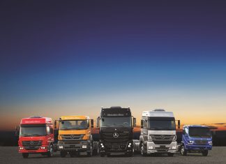 15 Mercedes-Benz mais vendidos entre os Top 10 de cinco categorias Linha com modelos para todos os segmentos de cargas, geralmente, chamada de "full line"