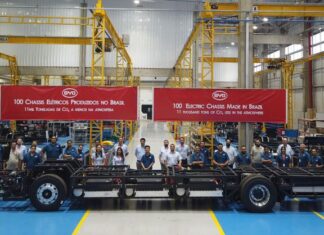 BYD atinge produção de 100 chassis de ônibus elétricos BYD