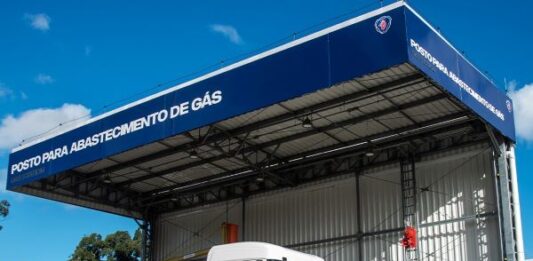 Posto de abastecimento com GNV e biometano