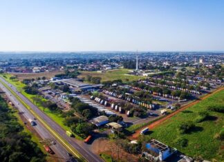 Comércio entre Brasil e Paraguai demanda mais de 80 mil caminhões em Foz do Iguaçu Porto Seco de Foz do Iguaçu
