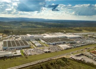 Iveco cresceu 94% no primeiro semestre de 2021, bem acima da média do mercado