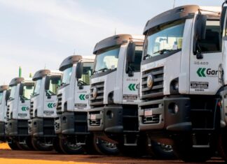 Para atender novos clientes, a Transportadora Garbuio reforça frota com 43 caminhões dos modelos VW Meteor 29.520 6x4 e VW Constellation 33.460.