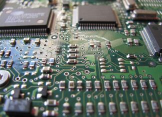 O cavalo arriado da educação tecnológica passou em vão pelo Brasil, mas… agora faltam semicondutores e outras tecnologias semicondutores