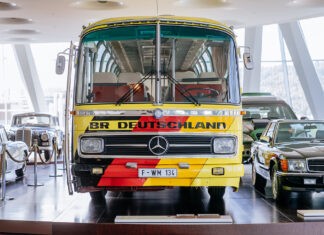 História com fotos: o ônibus da Copa de 1974 tinha até chopeira a bordo para os jogadores