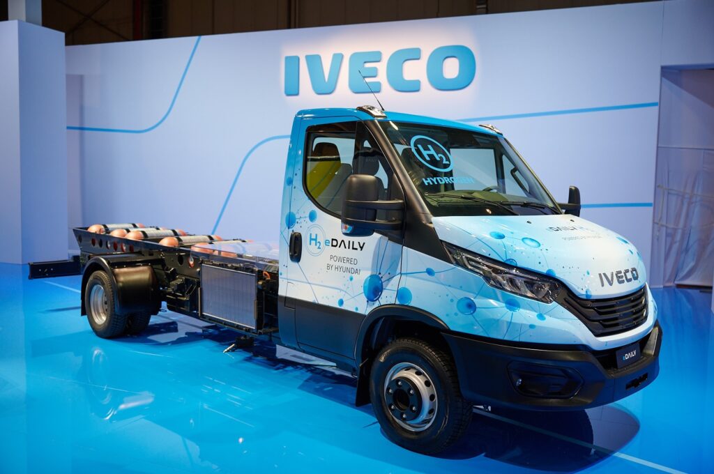 IVECO eDAILY FCEV Prototype Engineered by Iveco Group Powered by Hyundai 623585 1222222
