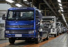 Montadoras de caminhões reduzem produção no País