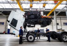 DAF inaugura sua fábrica de caminhões elétricos