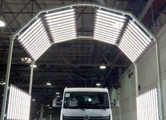 Volkswagen monta o primeiro caminhão na Argentina Volkswagen monta o primeiro caminhão na Argentina