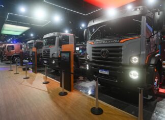 VW Constellation 27.260 8×4 amplia linha de traçados da marca