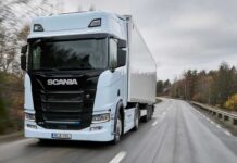 Scania vendeu 2,5 mil caminhões de uma só vez