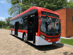Mercedes-Benz vai exportar o ônibus elétrico eO500U