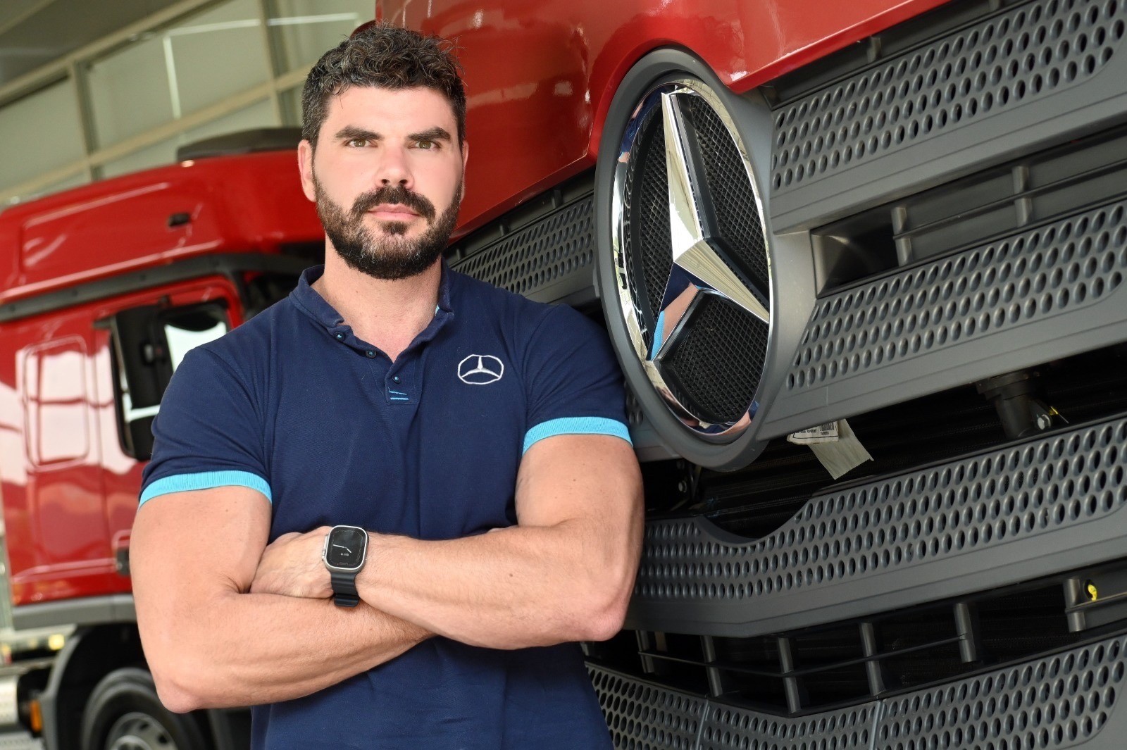 Rafael Abolis assume gerência de marketing caminhões da Mercedes-Benz