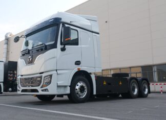 XCMG vai lançar na Fenatran o E7-80T, caminhão elétrico de 747 cv e CMT de 80 t