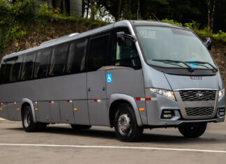 Volare volta a produzir a carroceria Limousine para atender o turismo