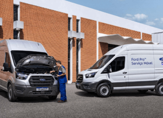 Novo Serviço Móvel da Ford leva a oficina até o cliente