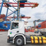 Tecon Santos vai operar com caminhões Scania a gás