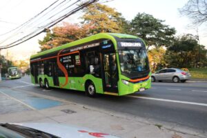 São Paulo amplia frota de ônibus elétricos e lidera mobilidade sustentável no Brasil