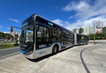 Salvador testa ônibus elétrico articulado de 18 metros da TEVX Higer