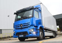 Mercedes-Benz eActros 400 roda mais de 400 km sem recarga