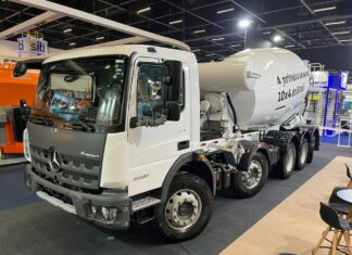 Mercedes-Benz apresenta a primeira betoneira 10×4 do Brasil