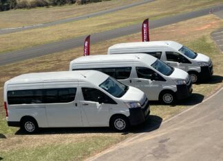 Toyota estreia no mercado de vans no Brasil com a Hiace Minibus 15+1