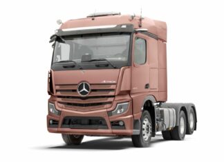Actros 2553 vira a estrela do 4º eixo e assume protagonismo na Mercedes-Benz