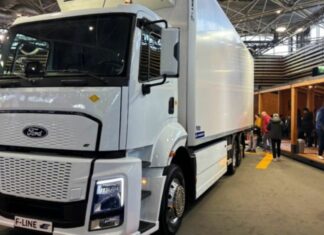 Ford apresenta seu primeiro caminhão elétrico pesado Ford lança seu primeiro caminhão elétrico pesado na Europa
