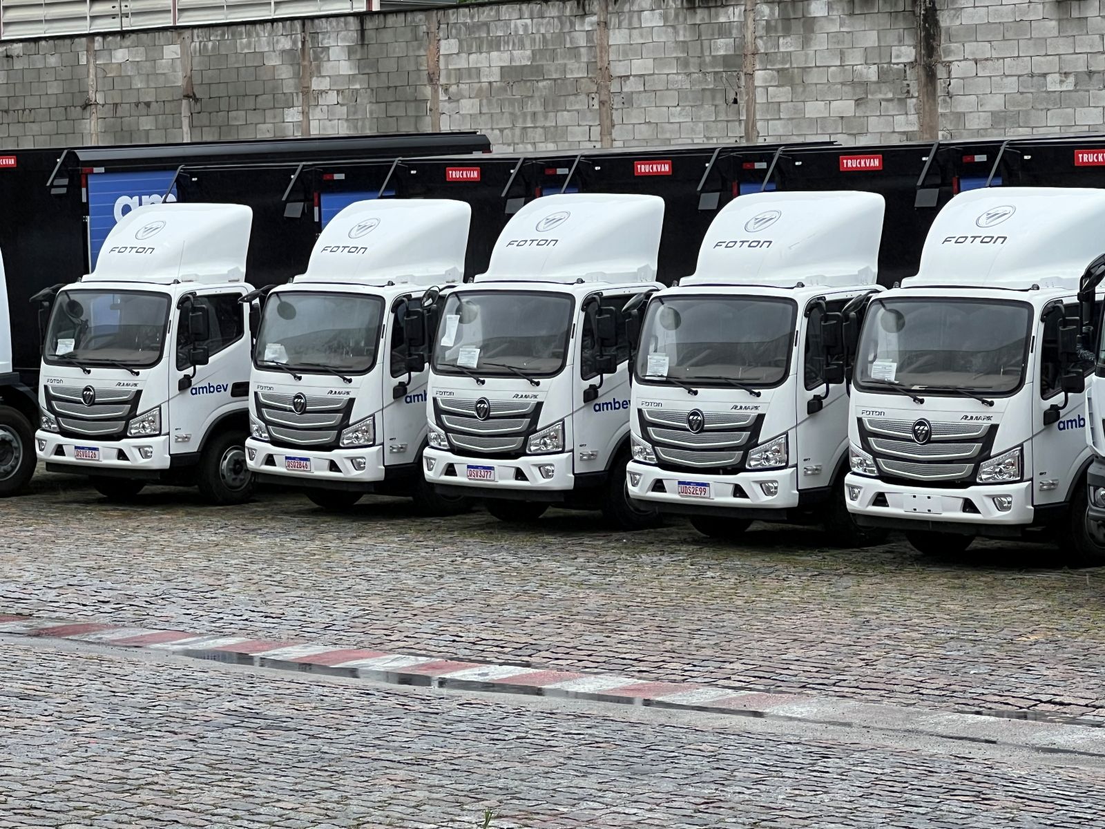 Foton vende 20 caminhões para a Ambev