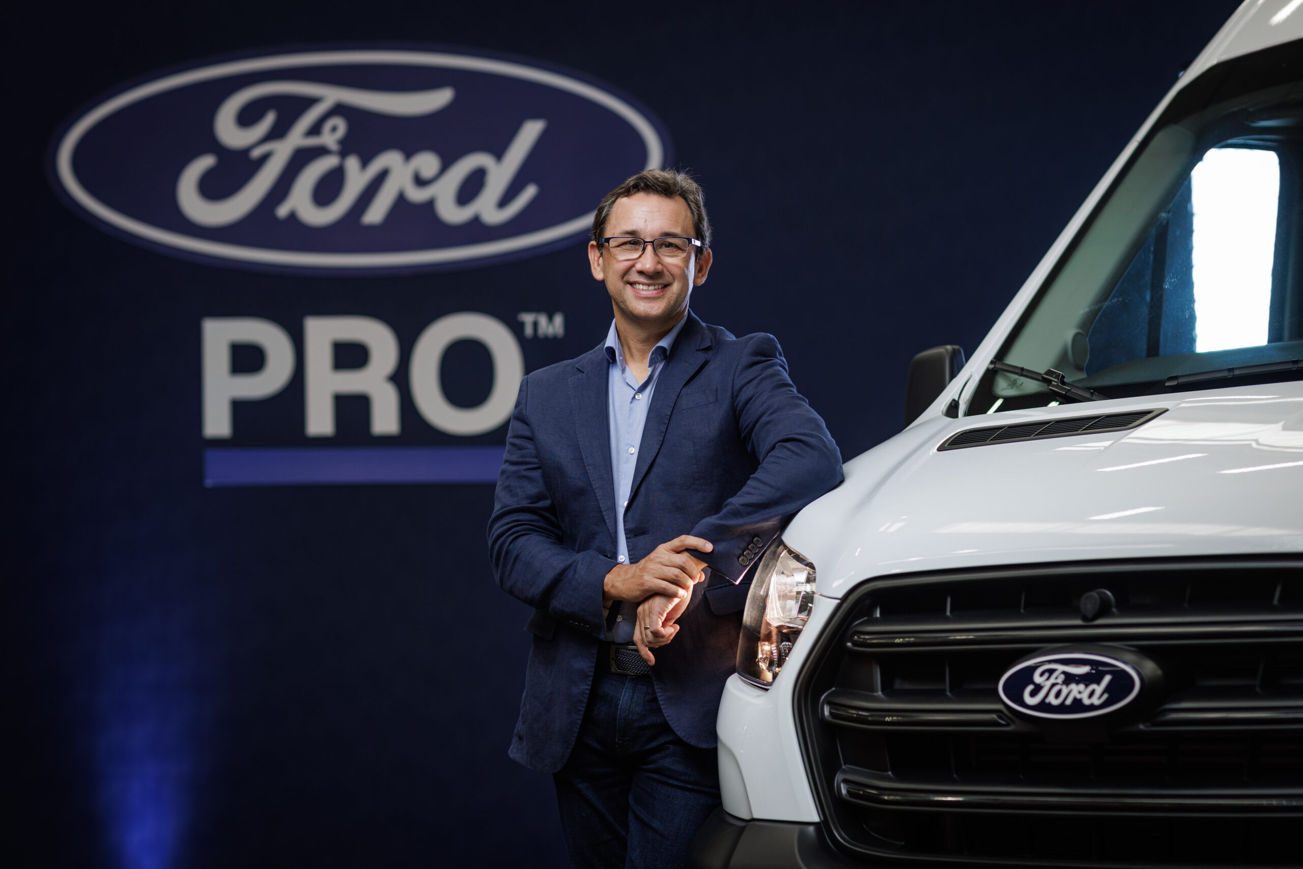 Ford Pro projeta salto em 2026 com Ranger de cabine simples