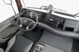 Volkswagen Constellation 26.260 x 26.320: divisão estratégica para liderança
