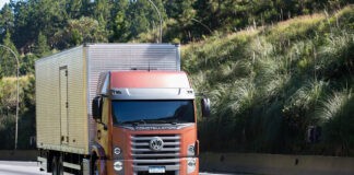 Volkswagen Constellation 26.260 x 26.320: divisão estratégica para liderança