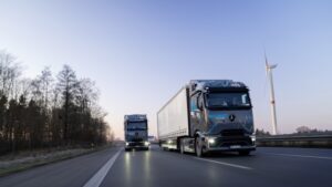 Mercedes-Benz testa caminhão elétrico com recarga em megawatts na Europa