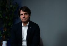 Marcelo Gallao diz como a Scania traduz o caminhão que o cliente quer e precisa Como a Scania traduz o produto que o cliente quer e precisa?