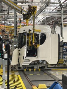 Produção de caminhões e ônibus reage, e Move Brasil acelera mercado, diz Anfavea