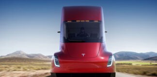 Tesla Semi chegará em 2026 por volta de R$ 1,57 milhão na versão de maior autonomia