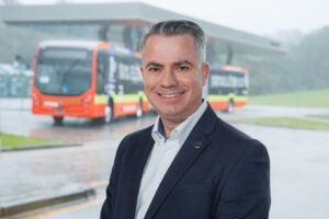 Volvo Buses projeta crescer 10% em 2026 e aposta nos elétricos e rodoviários premium