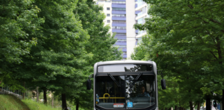 Volvo lança chassi urbano B320R para operar com B100